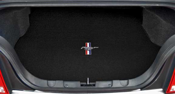2005-2006 Mustang Coupe & Convertible TRUNK Mats - Black (3 Emblem Options)