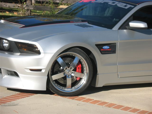 2010-2014 Mustang RK Sports Vented Replacement Full Fenders CARBON FIBER INLAY & Mesh Grille (GT & V6)