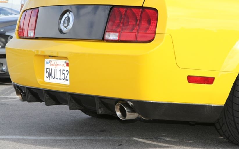 2005-2009 Mustang GT500 Carbon Fiber LG62KR Rear Diffuser Cover (also fits GT500/CS rear fascia)